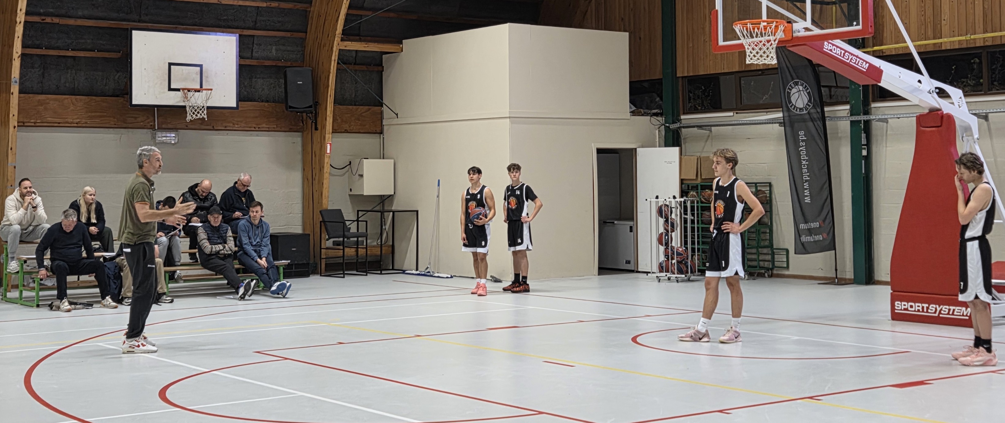 Thumbnail Decision making in offense & defense (Ned)